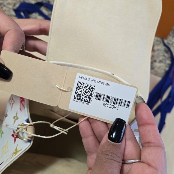 NEW Louis Vuitton x Murakami Venice Backpack in Multicolor Monogram 2025 Release - Picture 5 of 16